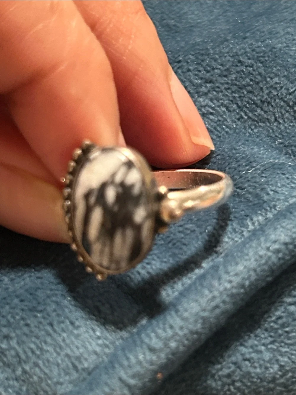 Handcrafted Silver Ring White Buffalo Turquoise Store Size 7.75